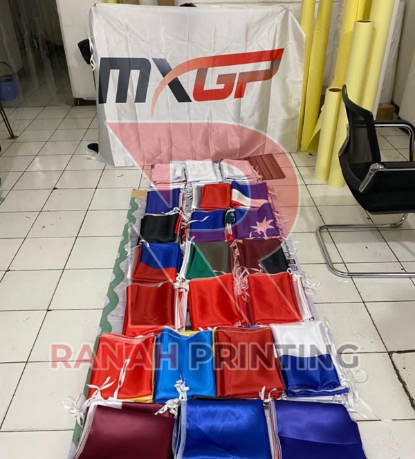 Bendera - Image 2